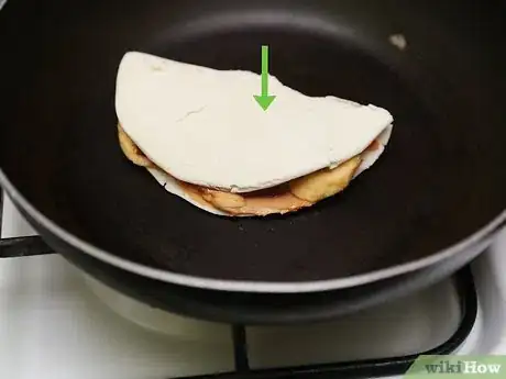 Image titled Make a Peanut Butter and Banana Sandwich Step 20