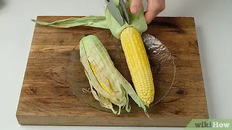 Image titled Grill Corn in the Husk Step 10