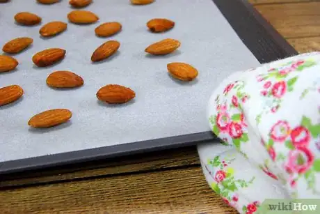 Image titled Remove the Skin from Almonds Step 12