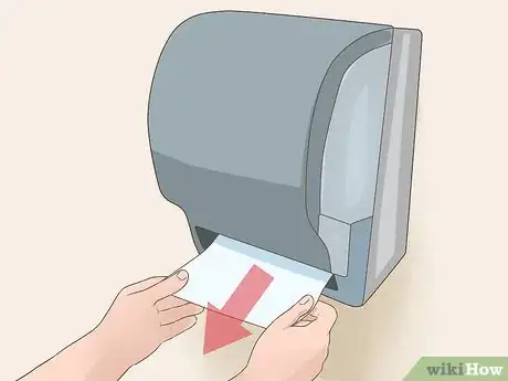 Image titled Dry Your Hands in a Public Bathroom Step 13