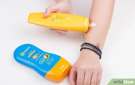 Image titled Maintain a Spray Tan Step 12