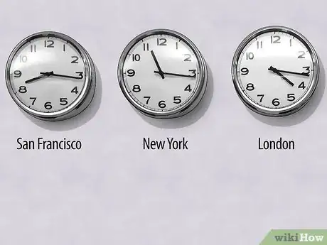 Image titled Decorate Living Room Walls Step 8