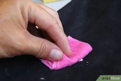 Image titled Get Oil Out of Suede Step 3