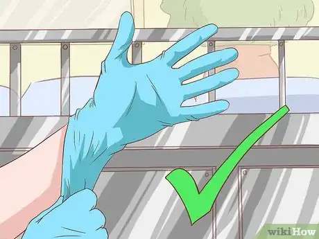 Image titled Handle an Eczema Flare Up Step 29