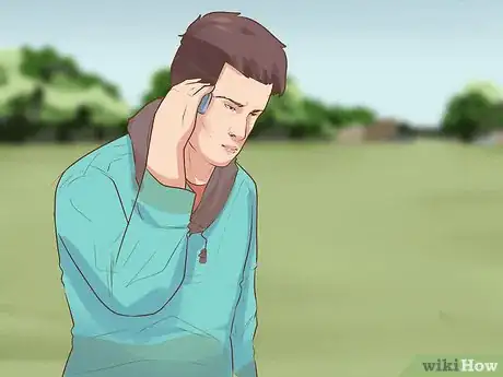 Image titled Rule Out a Spinal Cord Injury During First Aid Step 1