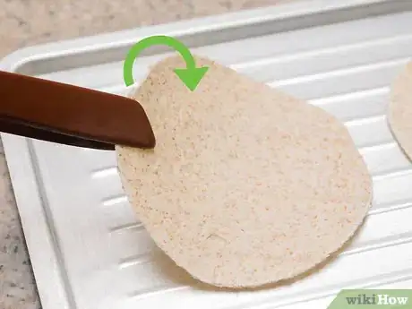 Image titled Make Mexican Pizza Step 3