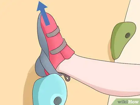 Image titled Heel Hook (Bouldering) Step 4