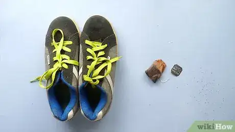 Image titled Clean Smelly Sneakers Step 4