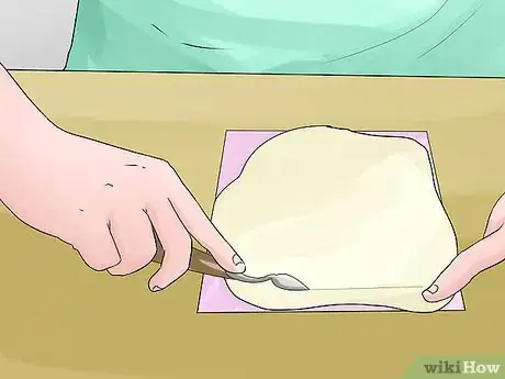 Image titled Cut Fondant with a Cricut Step 3