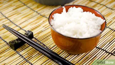 Image titled Hold Chopsticks Step 10