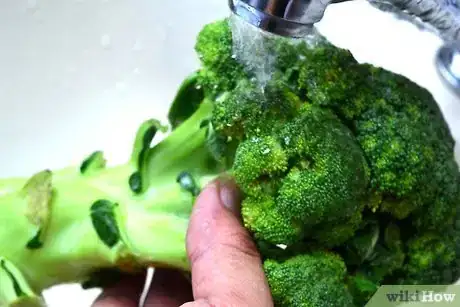 Image titled Cook Fresh Broccoli Step 1