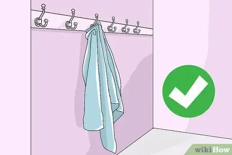 Image titled Arrange Bathroom Towels Step 3