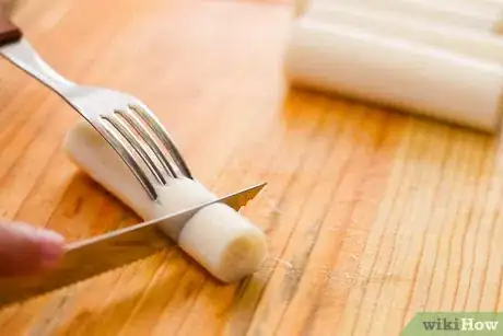 Image titled Cook Palm Hearts Step 1