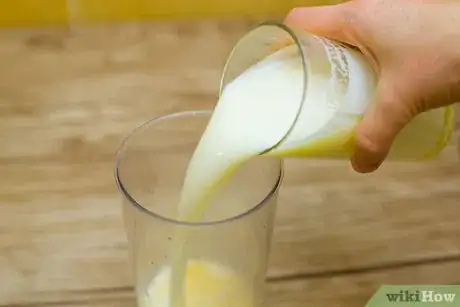 Image titled Make Peanut Butter Smoothies Step 2