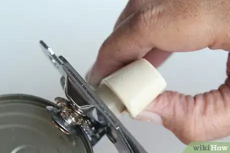 Image titled Open a Can Step 6