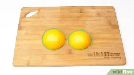 Image titled Cut an Orange Step 3
