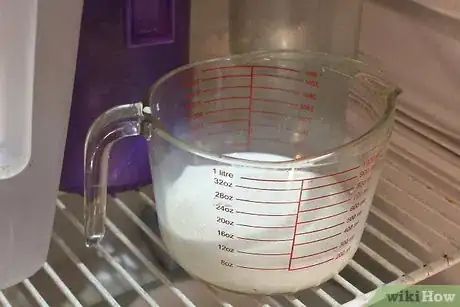 Image titled Make Hand‐Marbled Fabrics Step 3