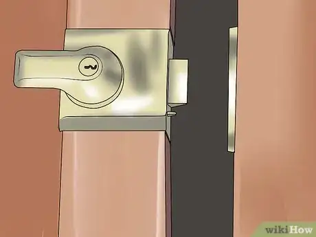 Image titled Level a Door Step 14