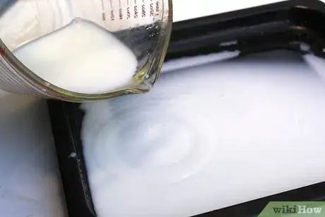 Image titled Make Hand‐Marbled Fabrics Step 5