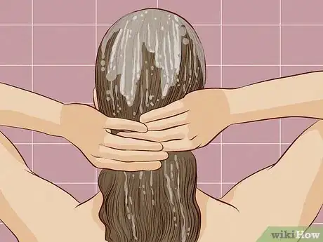 Image titled Use Exfoliating Shampoo Step 4