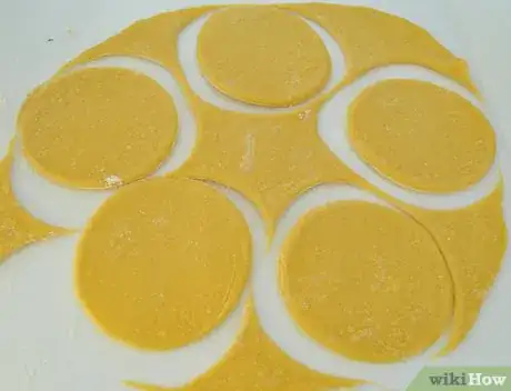 Image titled Make Egg Ravioli Step 6