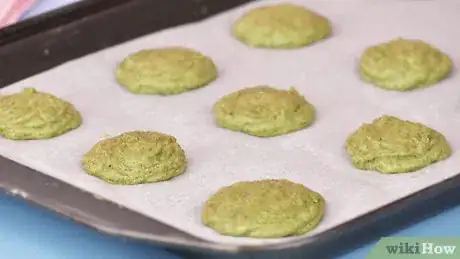 Image titled Make Vanilla French Macarons Step 9