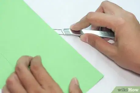 Image titled Make Binoculars from Toilet Roll Tubes Step 3