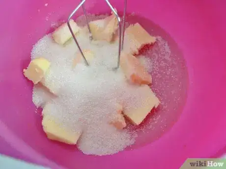 Image titled Make an Old Fashioned Currant Cake Step 2