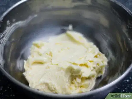 Image titled Make Coconut Cheesecake Bars Step 5