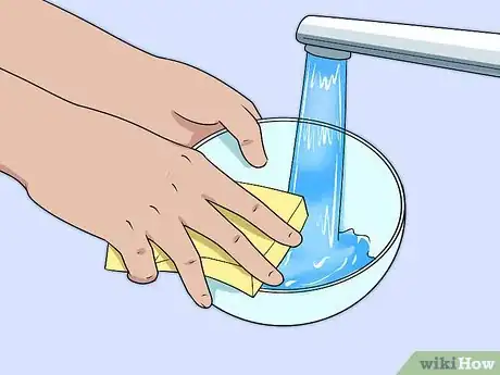 Image titled Make a Succulent Centerpiece Step 3