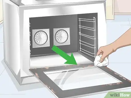 Image titled Clean the Insides of a Double Pane Window in Your Oven Door Step 1