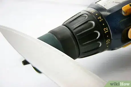Image titled Sharpen a Knife With a Powerdrill and Sandpaper Step 8
