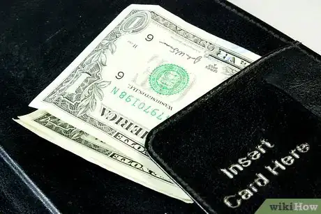 Image titled Make Good Tips As a Waiter Step 7