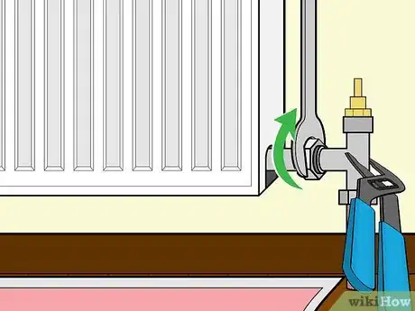 Image titled Paint Behind Radiators Step 7