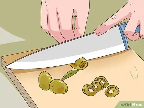 Image titled Blend Food Safely Step 4