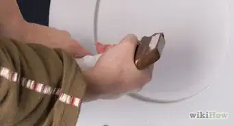 Clean a Toilet or Bidet Using Bleach