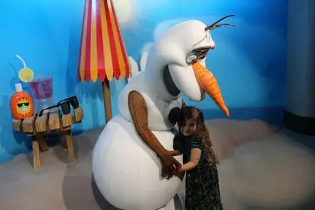 Image titled DHS Olaf Celebrity Spotlight