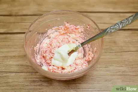 Image titled Make Homemade Strawberry Frosting Step 8