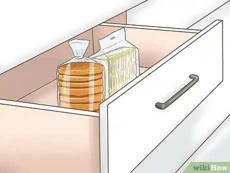 Image titled Store Healthy Snacks in Your Work Desk Step 4