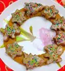 Make a Gingerbread Wreath