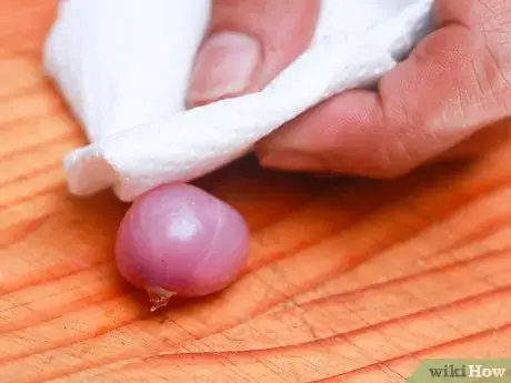 Image titled Peel Cipollini Onions Step 6