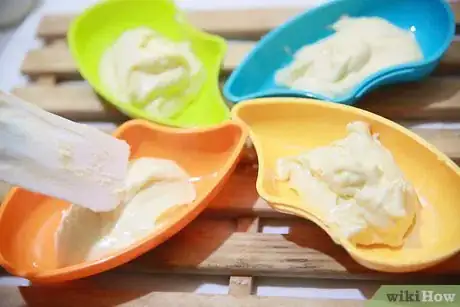 Image titled Make Galaxy Frosting Step 3