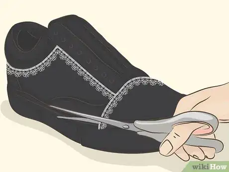 Image titled Customize Black Shoes Step 14