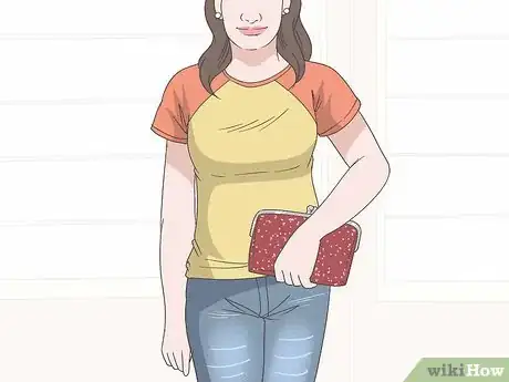 Image titled Wear a Clutch Step 4