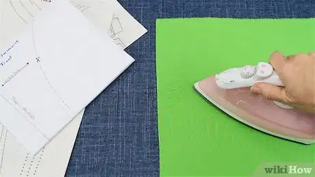 Image titled Pin a Pattern Step 1