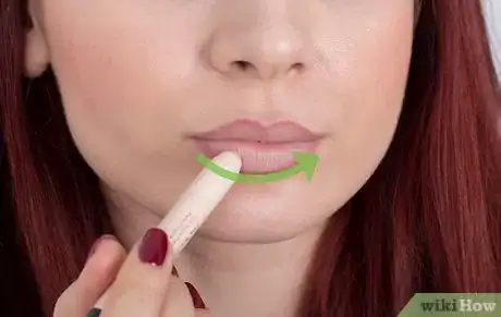 Image titled Apply Lip Tar Step 3