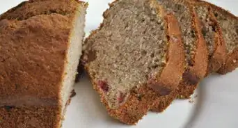 Make an Old Fashioned Currant Cake