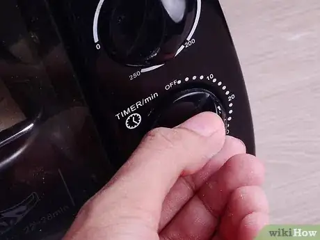 Image titled Prepare a Bread Salad Step 1