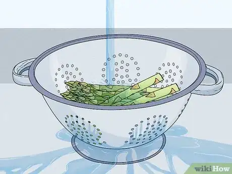 Image titled Cook Asparagus Tips Step 2