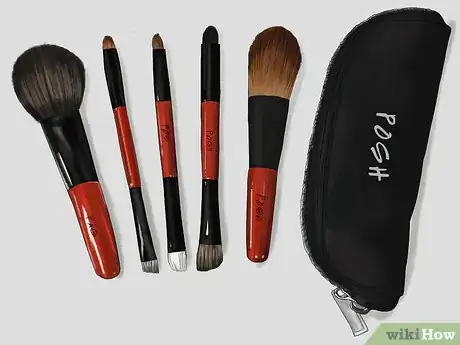 Image titled Choose a Makeup Bag Step 09